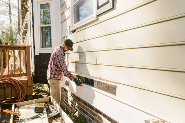 Trusted Emergency Siding Repair service in Ingleside, TX - Creative Siding